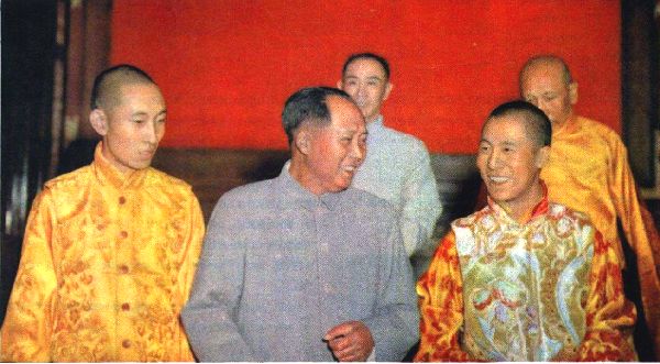 Datei:Mao Dalai and Panchen1.jpg