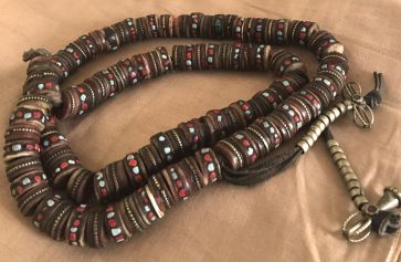 Datei:Kapala mala.jpg