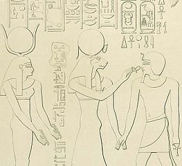 Datei:Thutmosis 2 Karnak Pylon 3.jpg