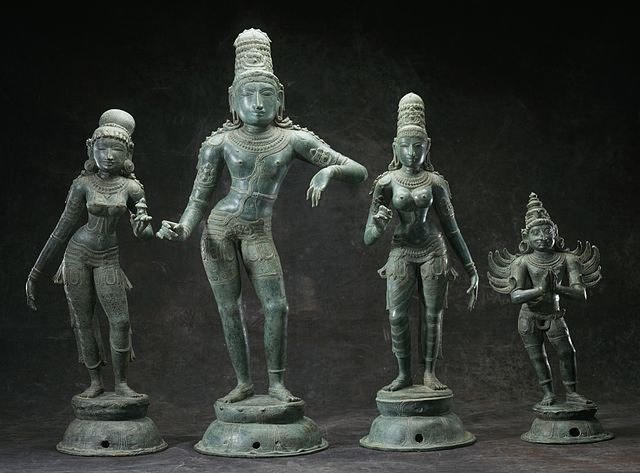 Datei:Krishna Rukmini Satyabhama Garuda.jpg