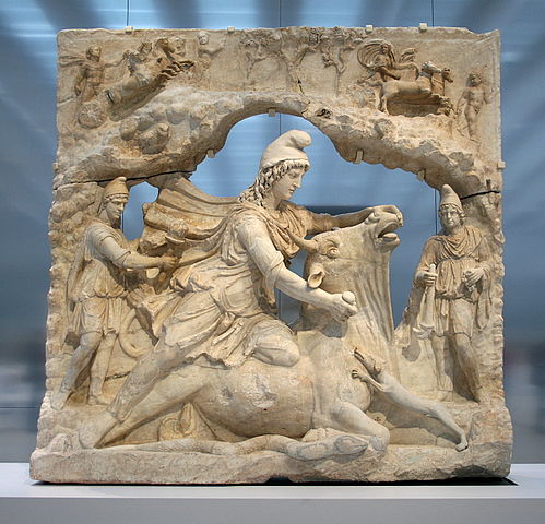 Datei:Mithra Louvre-Lens.jpg