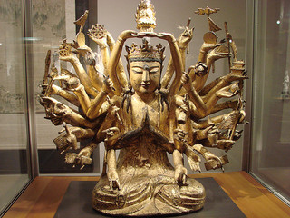 Datei:Avalokiteshvara-f.jpg