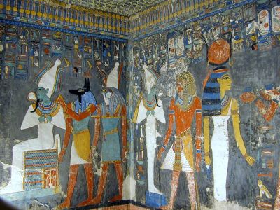 Datei:La tombe de Horemheb (KV.57).jpg