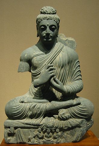 Datei:SeatedBuddha.jpg