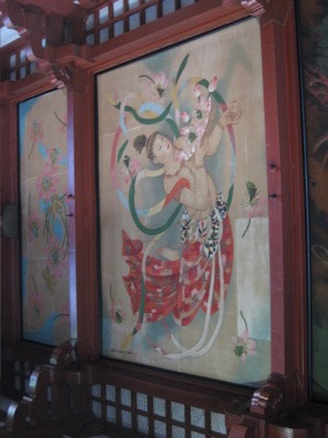 Datei:Apsara sensoji.jpg